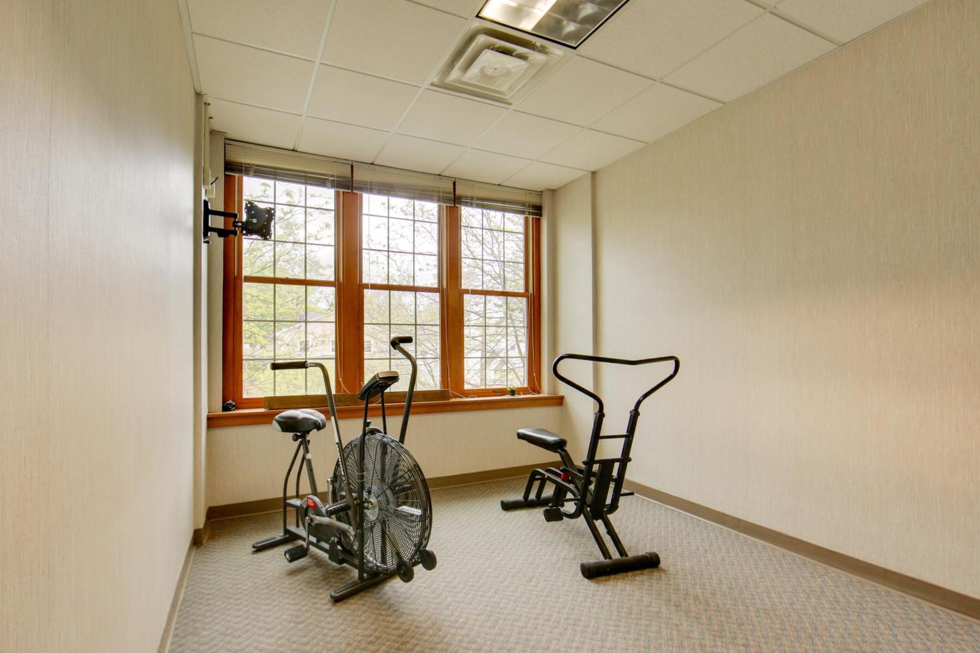 1 Mi To Allegheny River Studio! *